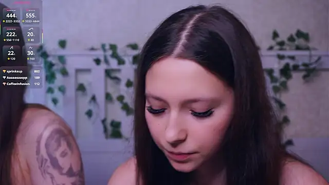 GabrielleLynchar... Live Webcam on Stripchat