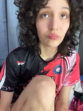 Webcam Model (TeensNews18)  is live.Free join now!