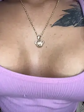 doll_celeste20 - Doll_celeste20's free webcam - UK Sex Cams