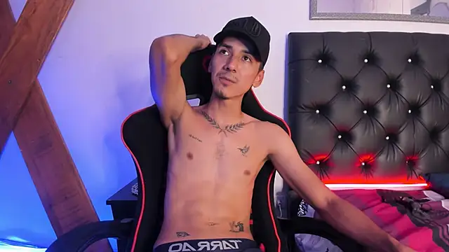 dilan_ar5 - Dilan_ar5's free webcam - UK Sex Cams