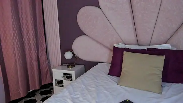 janeedaviss - JaneeDaviss's free webcam - UK Sex Cams