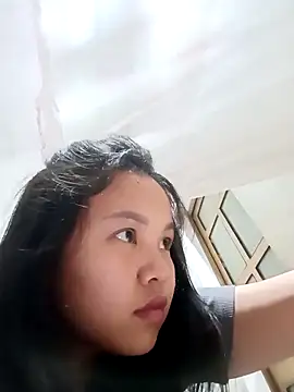 pretty-haert - Pretty-haert's free webcam - UK Sex Cams