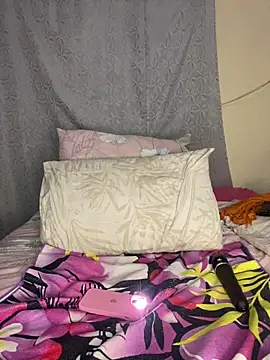 xladie - XLadie's free webcam - UK Sex Cams