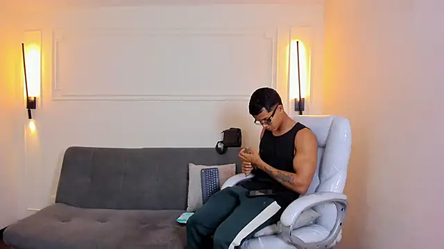 Paradise_boy_s live cam