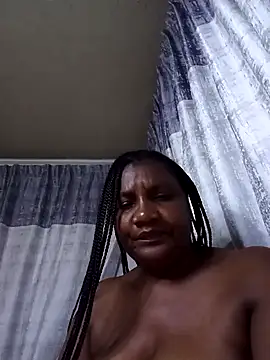 lareina199991 - LaReina199991's free webcam - UK Sex Cams