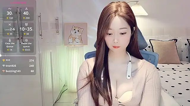 美女Xiaotantan-99在线直播