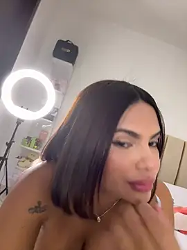 Irina_Velvett from StripChat is Freechat