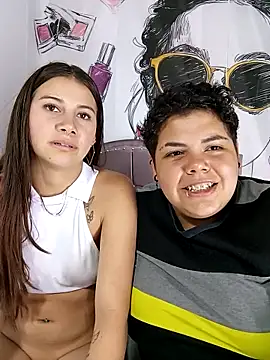 play_girls_ - Play_girls_'s free webcam