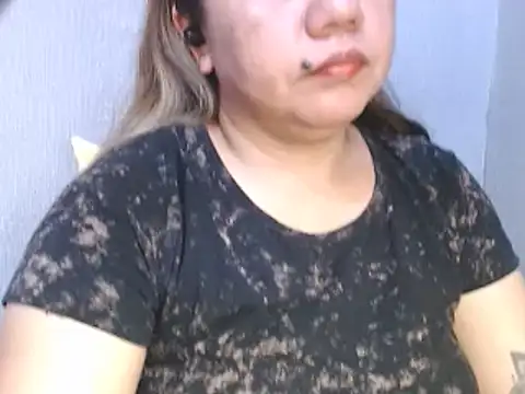 ambersmile - Ambersmile's free webcam