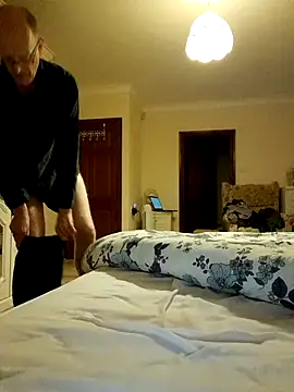 fastfun2012 (M mature) - Handjob