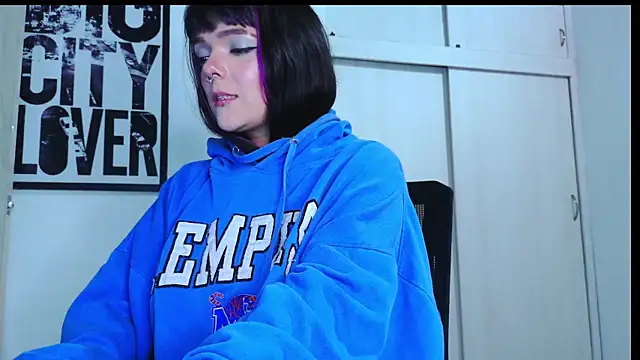 purple_em69 live sex cam