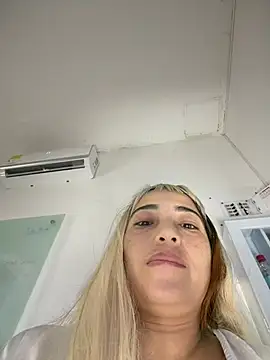 sexy-callcenter - Sexy-CallCenter's free webcam - UK Sex Cams