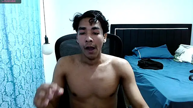 pedestal_diamant (M twink) - A RAIN OF CUM ALL OVER MY ROOM!!