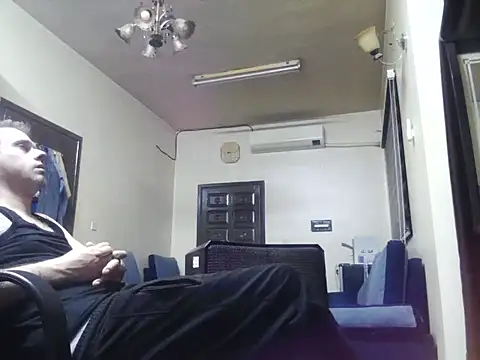 arabeyes (Ask my age) - showin ass mmm