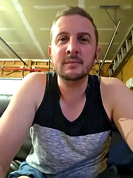 mrmechanic38 (Ask my age) - Help me stroke it