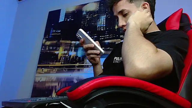 alexgiraldo__ - Alexgiraldo__'s free webcam - UK Sex Cams