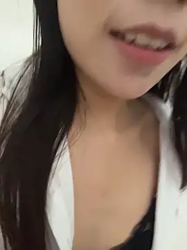 美女kara-tt在线直播