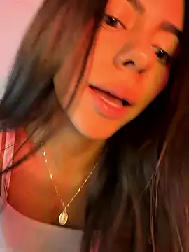 Webcam Model (Lilybeeth)  is live.Free join now!