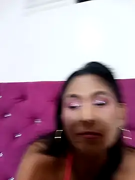 tifanny_love33 - Tifanny_Love33's free webcam - UK Sex Cams