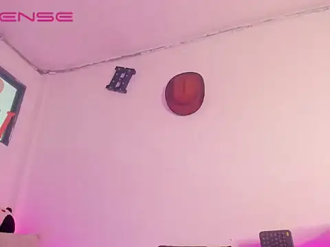 melissa_hot21 - Melissa_hot21's free webcam - UK Sex Cams