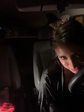 miafoxie_ (F young) - FUCK MY PUSSY  & SPIT TITS