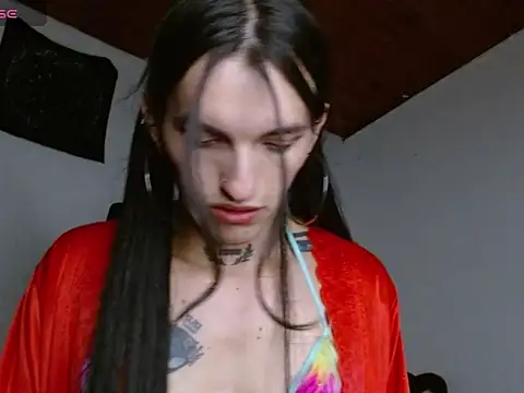 Scarlett_crastrawberry