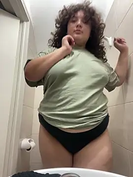 Webcam Model (Solangerulo_)  is live.Free join now!