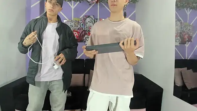 heyy_noah11 - Heyy_noah11's free webcam - UK Sex Cams