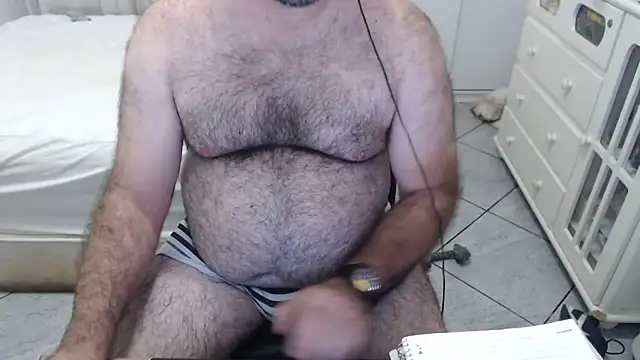 mysterbearmg (Ask my age) - CUM IN GOAL - Add Inst - Mysterbearmg