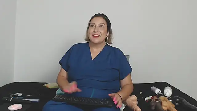 roxanne76 - Roxanne76's free webcam