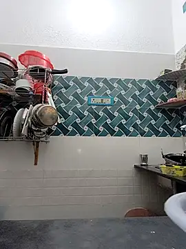 Webcam Model (Hot-Tinaa)  is live.Free join now!