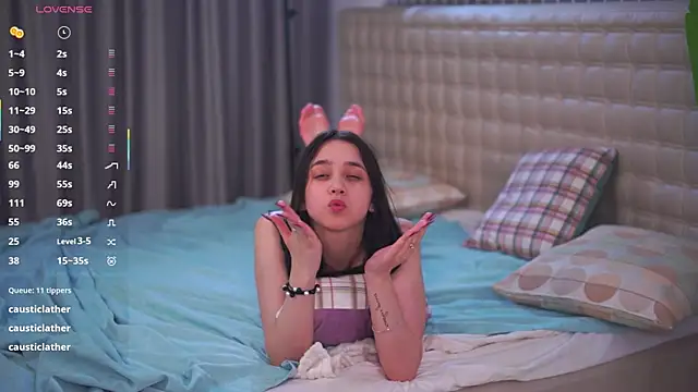 ThiCostin live sex cam