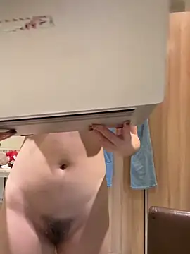 美女LXR77887在线直播