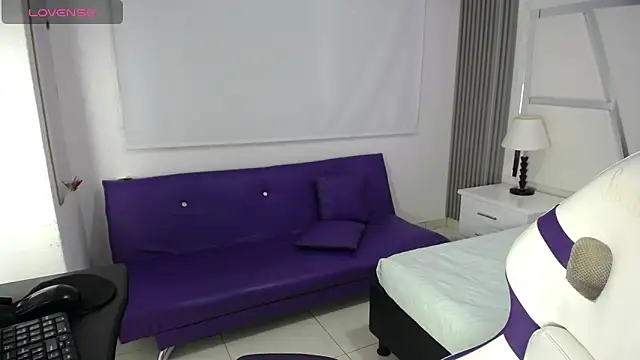 bella__morena - Bella__Morena's free webcam - UK Sex Cams