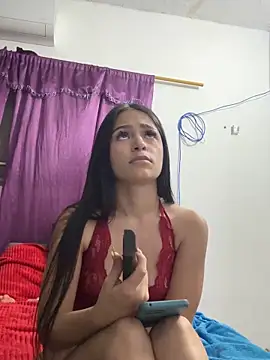 Webcam Model (Paulas_sweet430)  is live.Free join now!