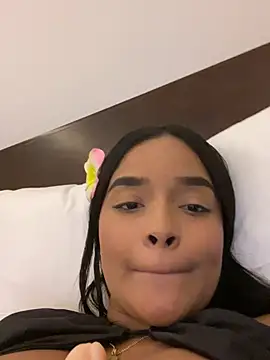 saritavega - Saritavega's free webcam - UK Sex Cams