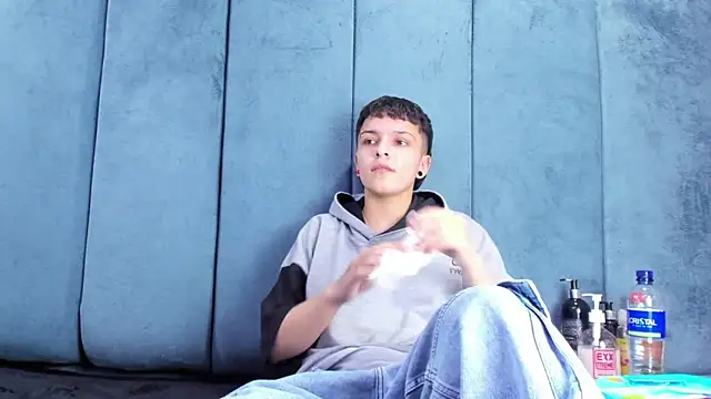 megan_thompson_ - Megan_Thompson_'s free webcam - UK Sex Cams