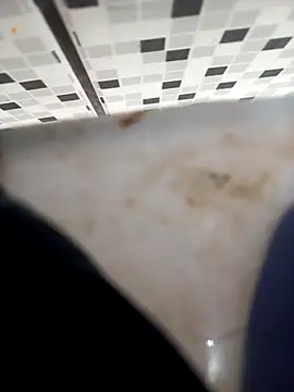 xxvhssxx21 - Xxvhssxx21's free webcam - UK Sex Cams