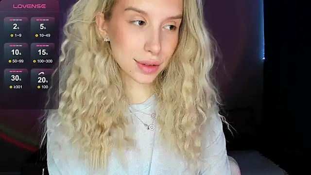 elysia_kiss - Elysia_kiss's free webcam