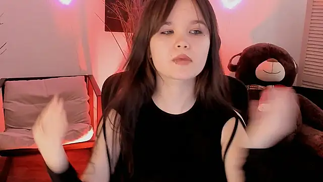 elainebeness (F young) - lick fingers