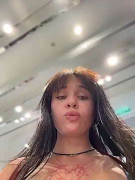 vendimur (F young) - take off your bra and suck your nipples