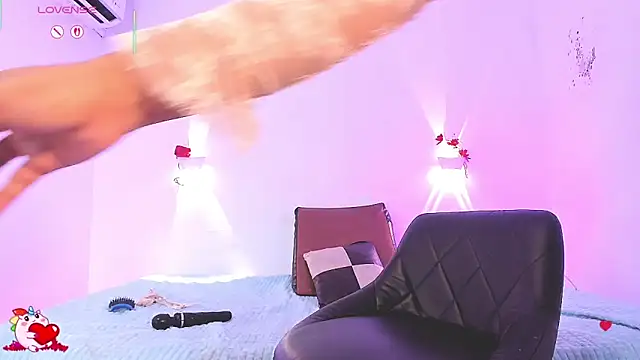 sol_vanegas - Sol_Vanegas's free webcam - UK Sex Cams