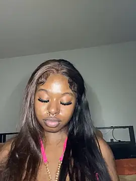 tinyblazian901 - TinyBlazian901's free webcam