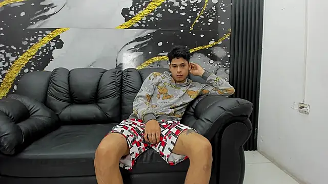 self_love46's Stripchat show and profile