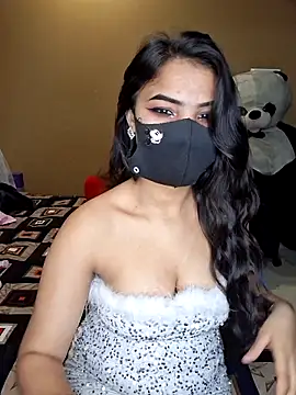 Webcam Model (Noor-Bold)  is live.Free join now!