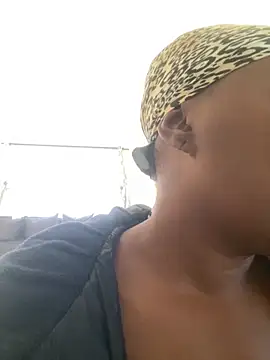 cardiebae89 - Cardiebae89's free webcam