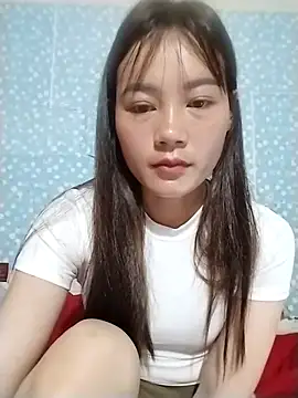 little-green-sprout (F young) - Kiss me ❤️❤️