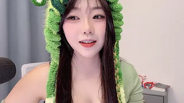 smalldaisy live cam profile