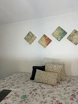 monnay520 - Monnay520's free webcam - UK Sex Cams