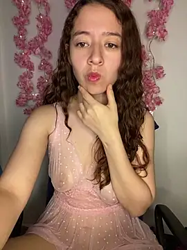 Webcam Model (-rosi)  is live.Free join now!